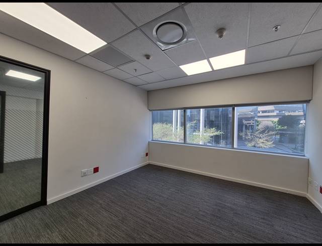 426M² OFFICE TO LET IN SANDTON CENTRAL
